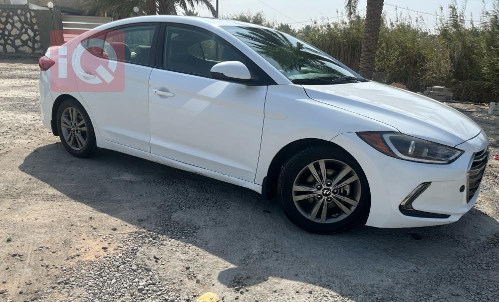 هیوندای ئەلەنترا